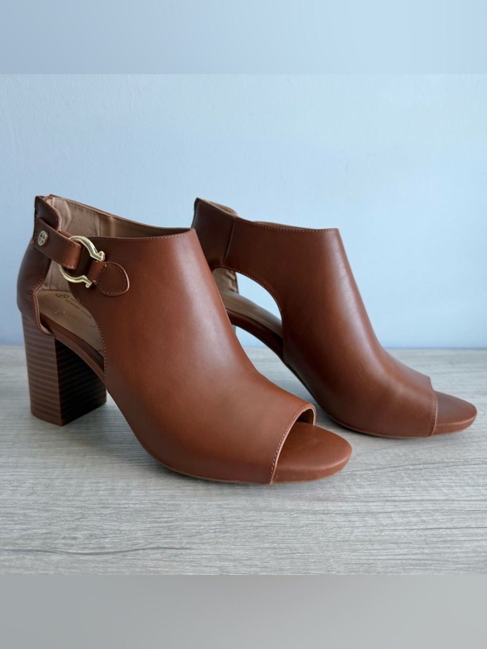 Giani Bernini Women's Ariianna Memory Foam Peep Toe Block Heel Shooties Size 8.5